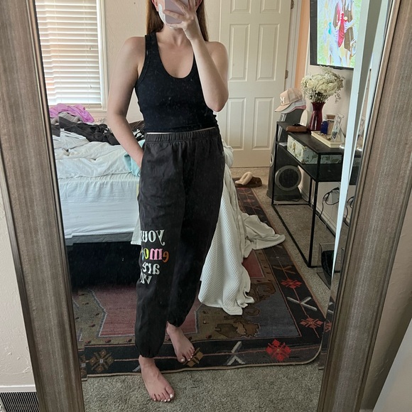 Mayfair Group Set - Picture 5 of 6